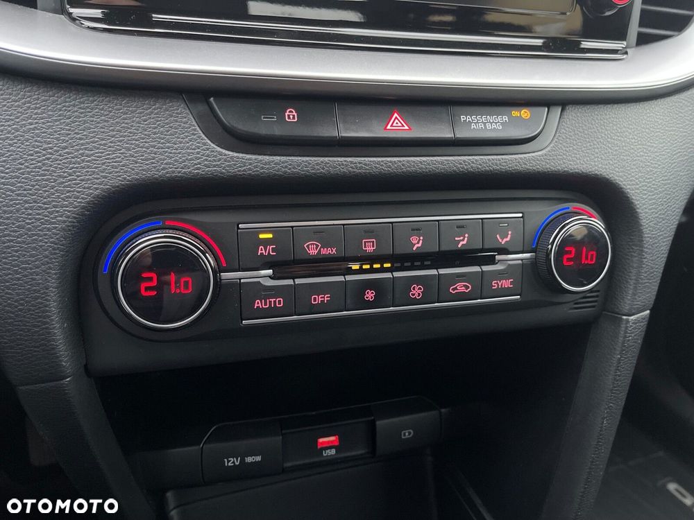 Kia Ceed 1.5 T-GDI M - 19