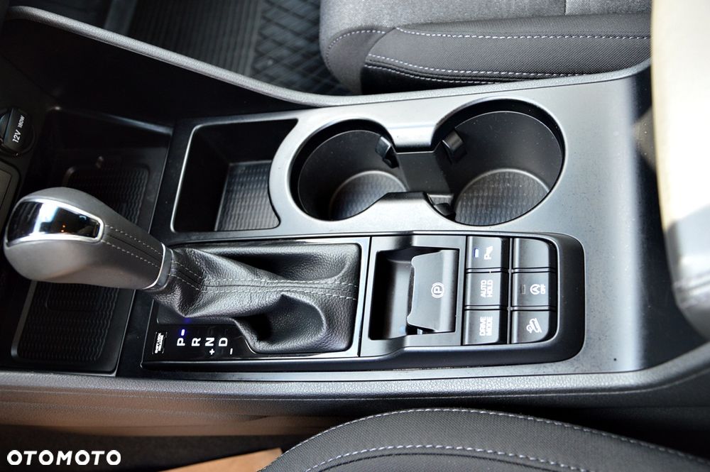 Hyundai Tucson 1.6 CRDi 48V-Hybrid 2WD DCT Select - 37