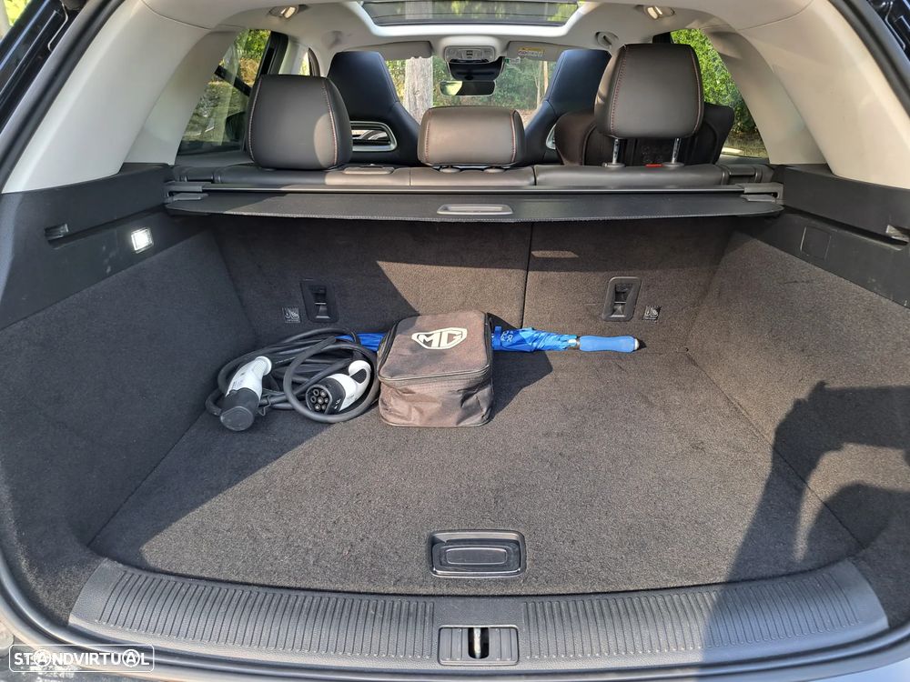 MG EHS 1.5 T-GDI Plug-in Hybrid Luxury - 13