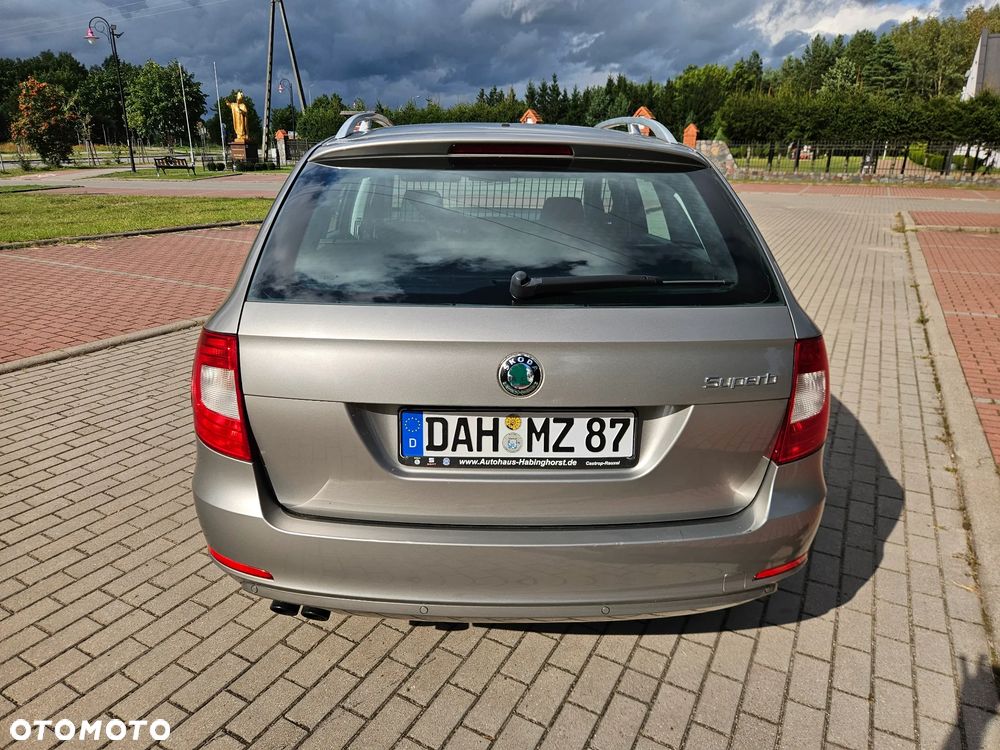 Skoda Superb 2.0 TDI DSG Elegance - 6
