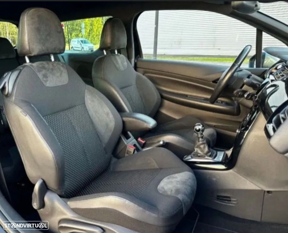 Citroën DS3 1.6 e-HDi Airdream Sport Chic - 20