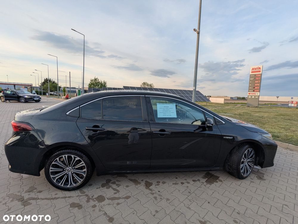 Toyota Corolla - 4