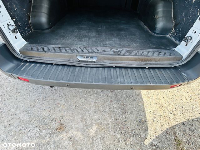 Ford Transit Kombi L2H3 Trend - 31