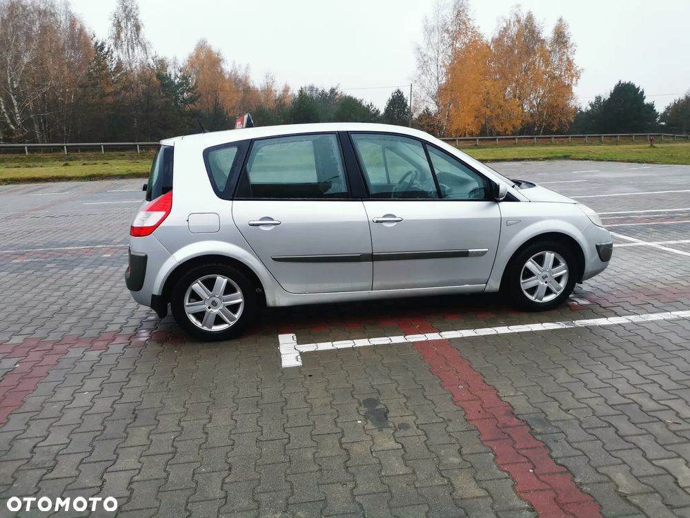 Renault Scenic - 10