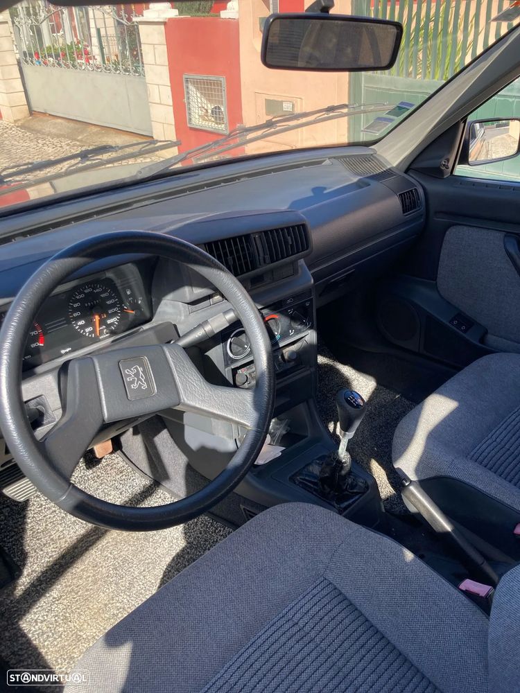 Peugeot 405 1.4 GR - 6