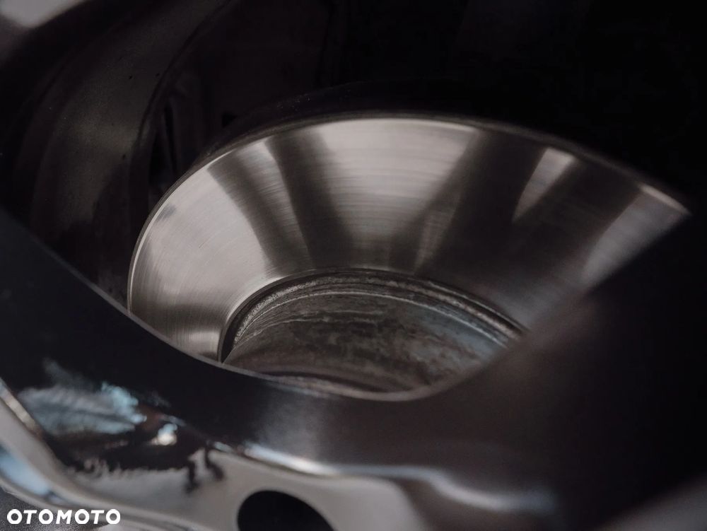 BMW Seria 3 320d xDrive - 28