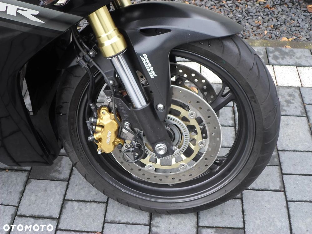 Honda CBR - 3