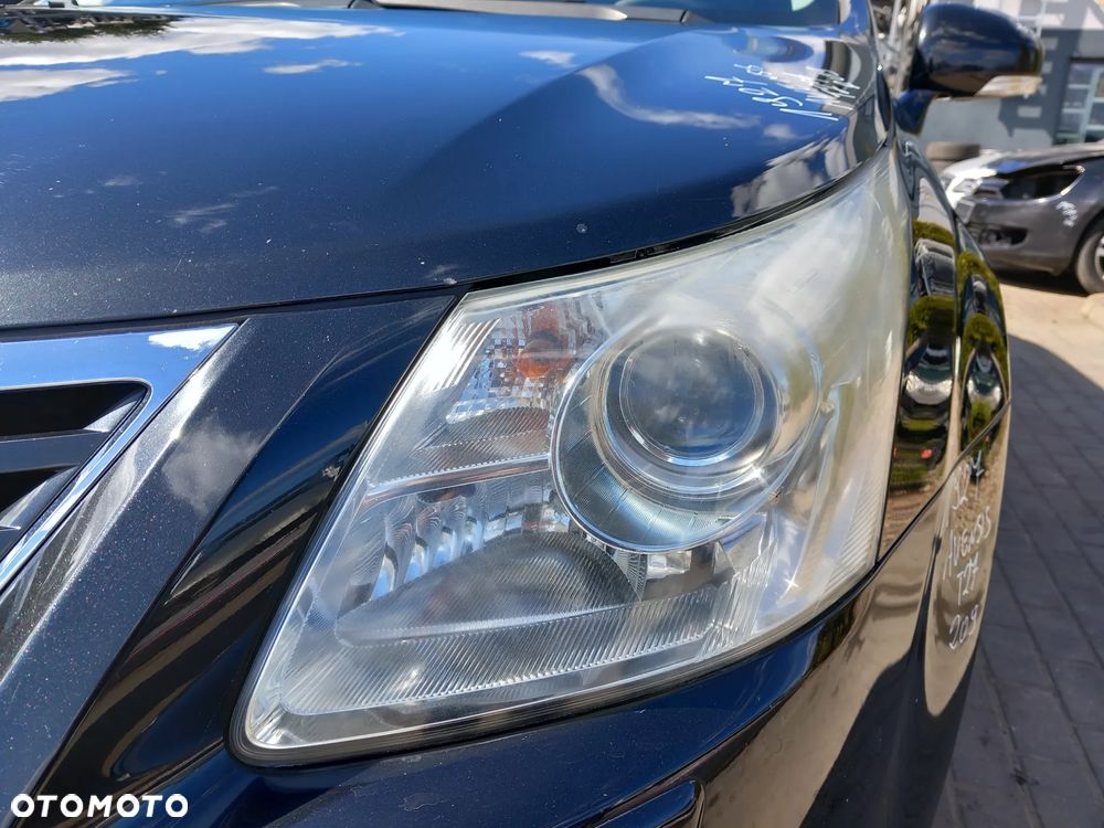 TOYOTA AVENSIS T27 LAMPA REFLEKTOR LEWA PRZEDNIA LEWY PRZÓD XENON - 1