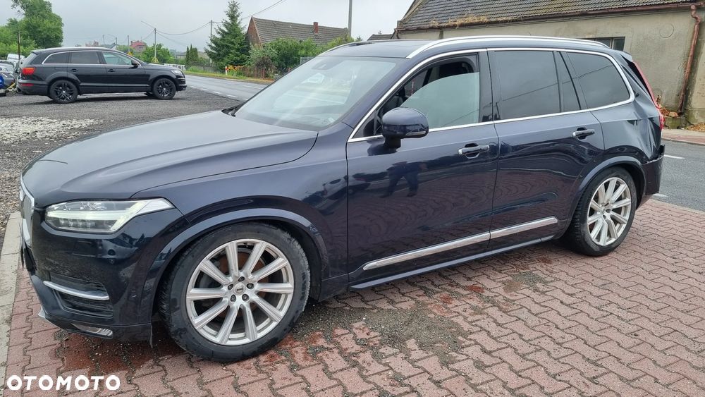 Volvo XC 90 - 3