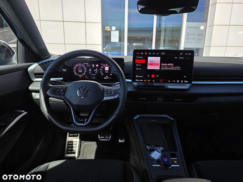 Volkswagen T-Roc 1.5 eTSI R-Line DSG - 15