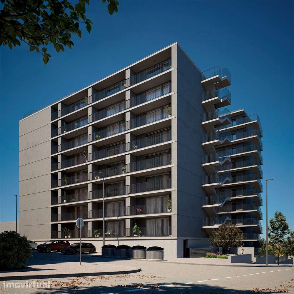 Apartamento T1 com varanda com 11 m2 e 1 lugar de garagem, Monte da Vi - Grande imagem: 4/11