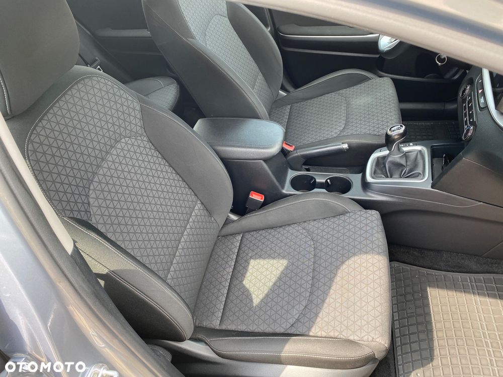 Kia Ceed 1.6 CRDi mHEV L - 31