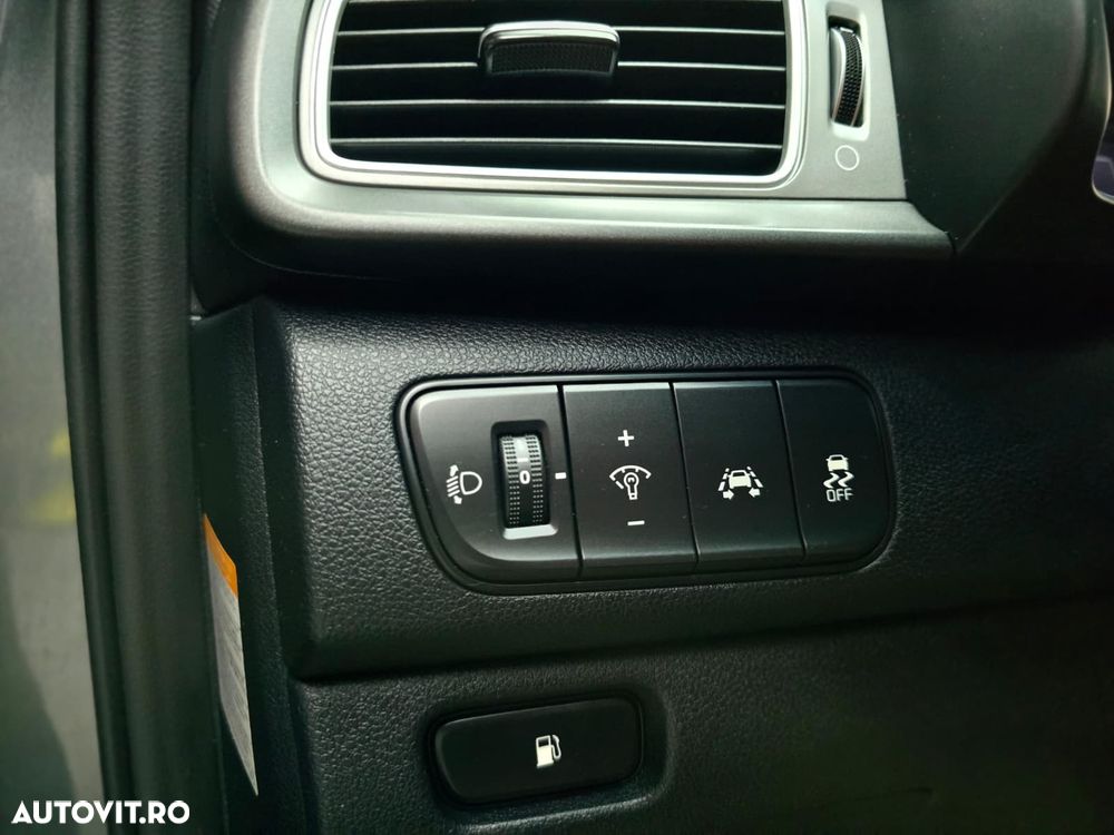 Kia Niro 1.6 GDI 6DCT HEV Comfort - 17