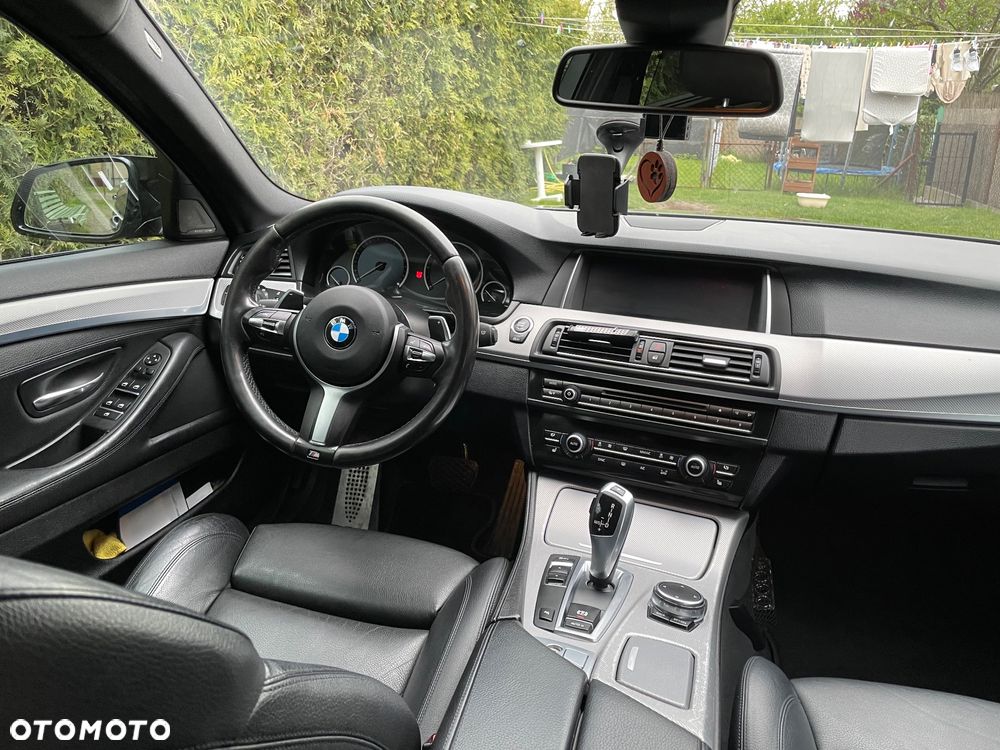 BMW Seria 5 520d - 14