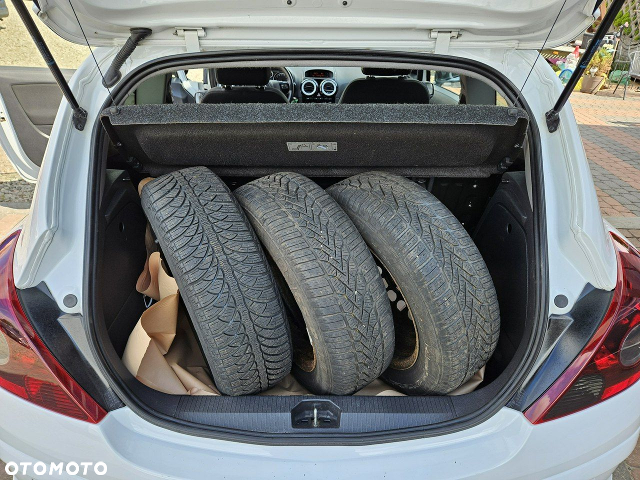 Opel Corsa - 18
