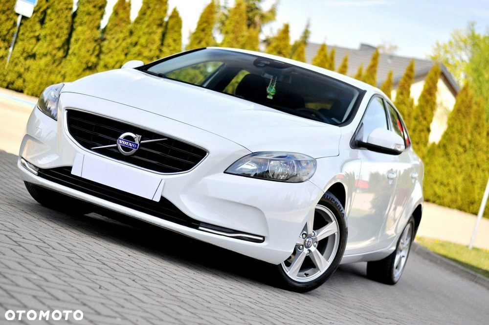 Volvo V40 D2 Momentum - 32