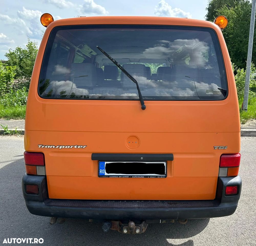 Volkswagen Transporter - 4