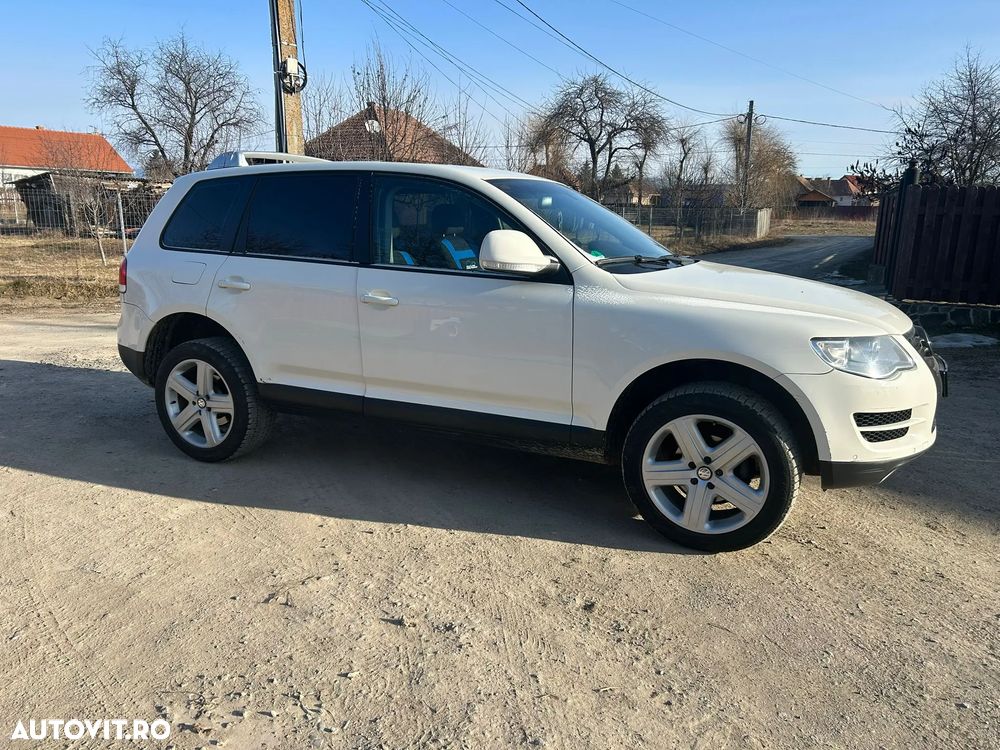 Volkswagen Touareg 2.5 R5 TDI DPF Aut. Individual - 32