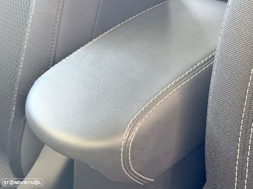 Jeep Renegade 1.0 T Limited - 20