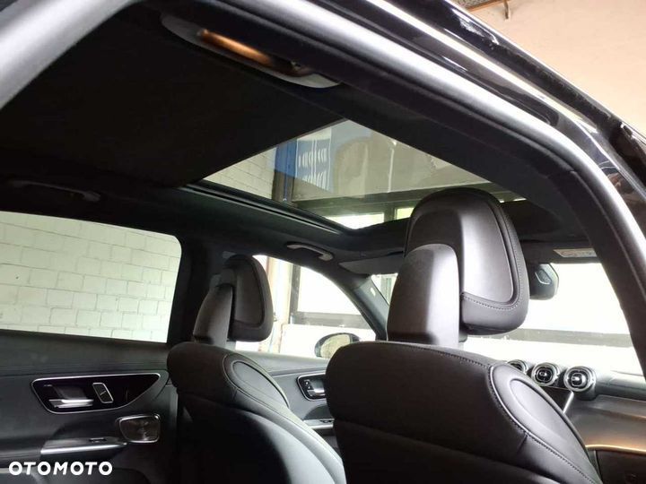 Mercedes-Benz GLC 220 d 4Matic 9G-TRONIC AMG Line Advanced - 13