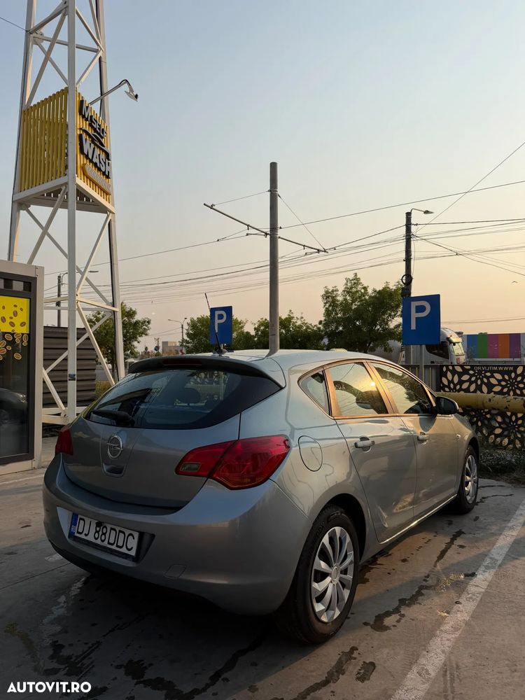 Opel Astra - 3