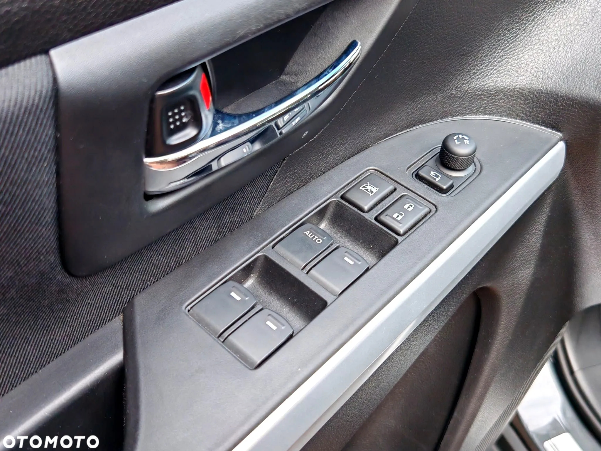 Suzuki SX4 ver-1-4-shvs-premium - 23