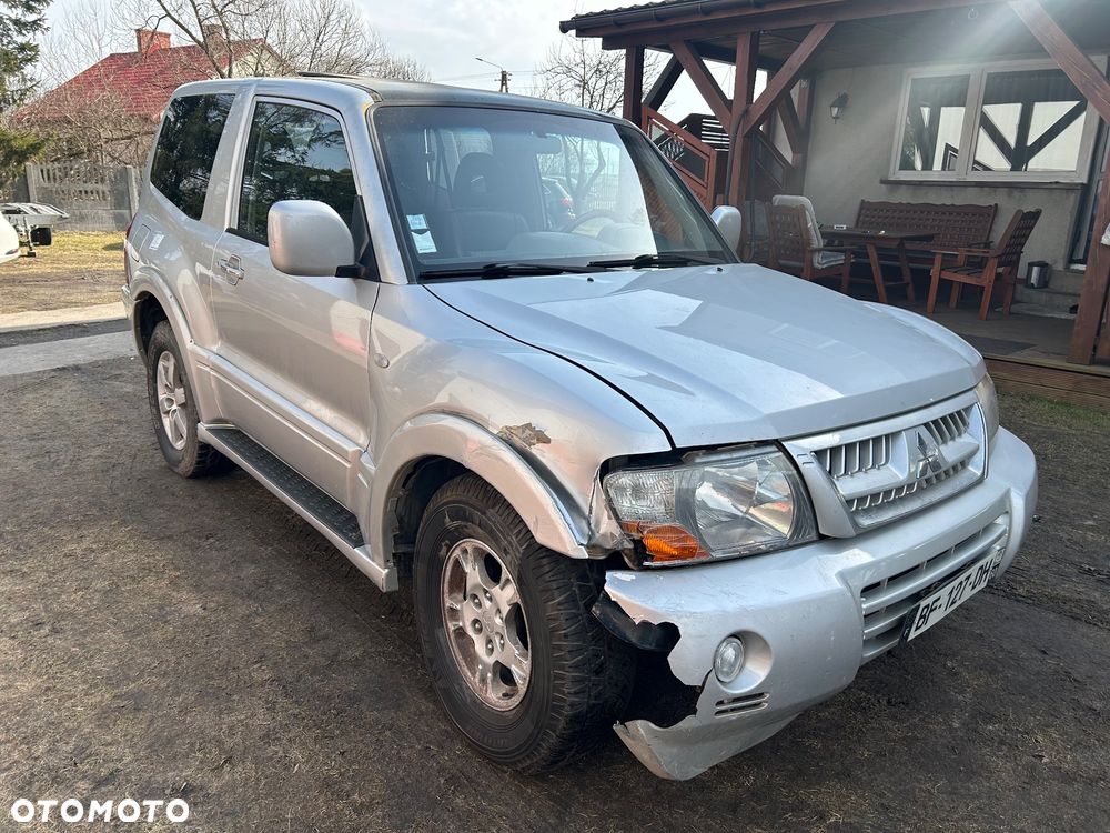 Mitsubishi Pajero 3.2 DI-D Automatik Instyle - 2