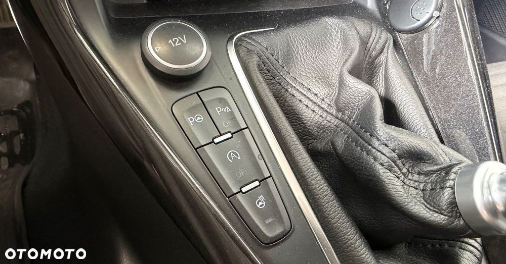 Ford Focus - 23