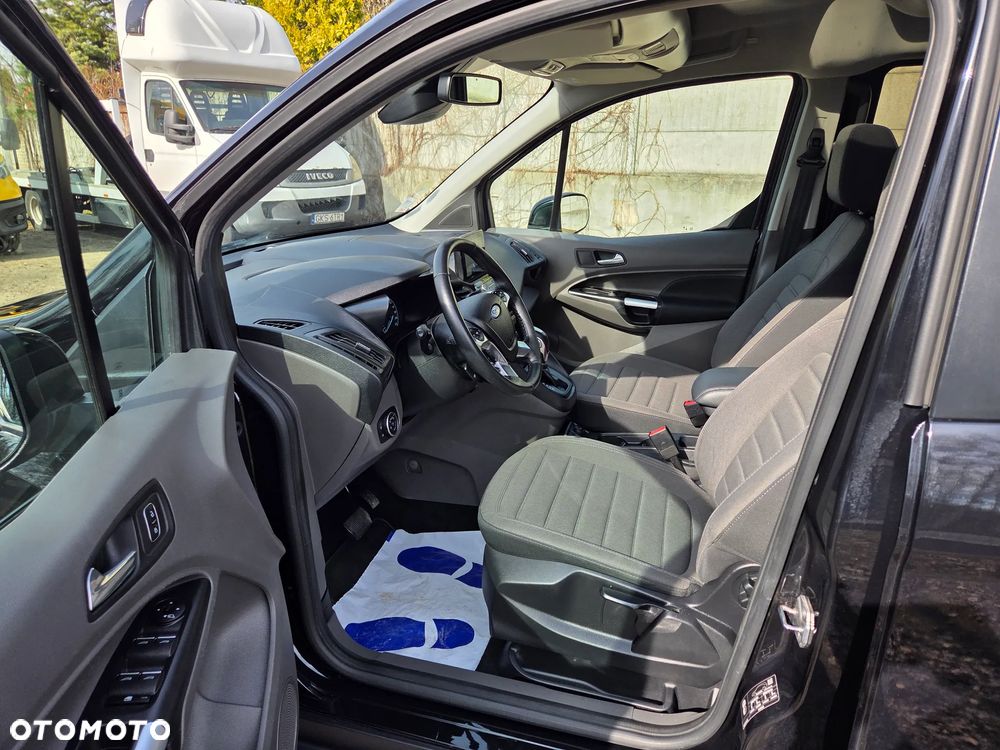 Ford Tourneo Connect Grand - 10