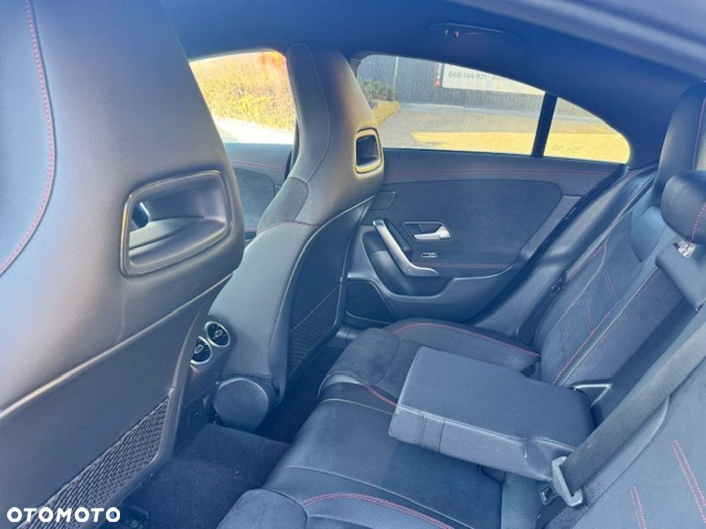 Mercedes-Benz CLA 200 d AMG Line 8G-DCT - 10