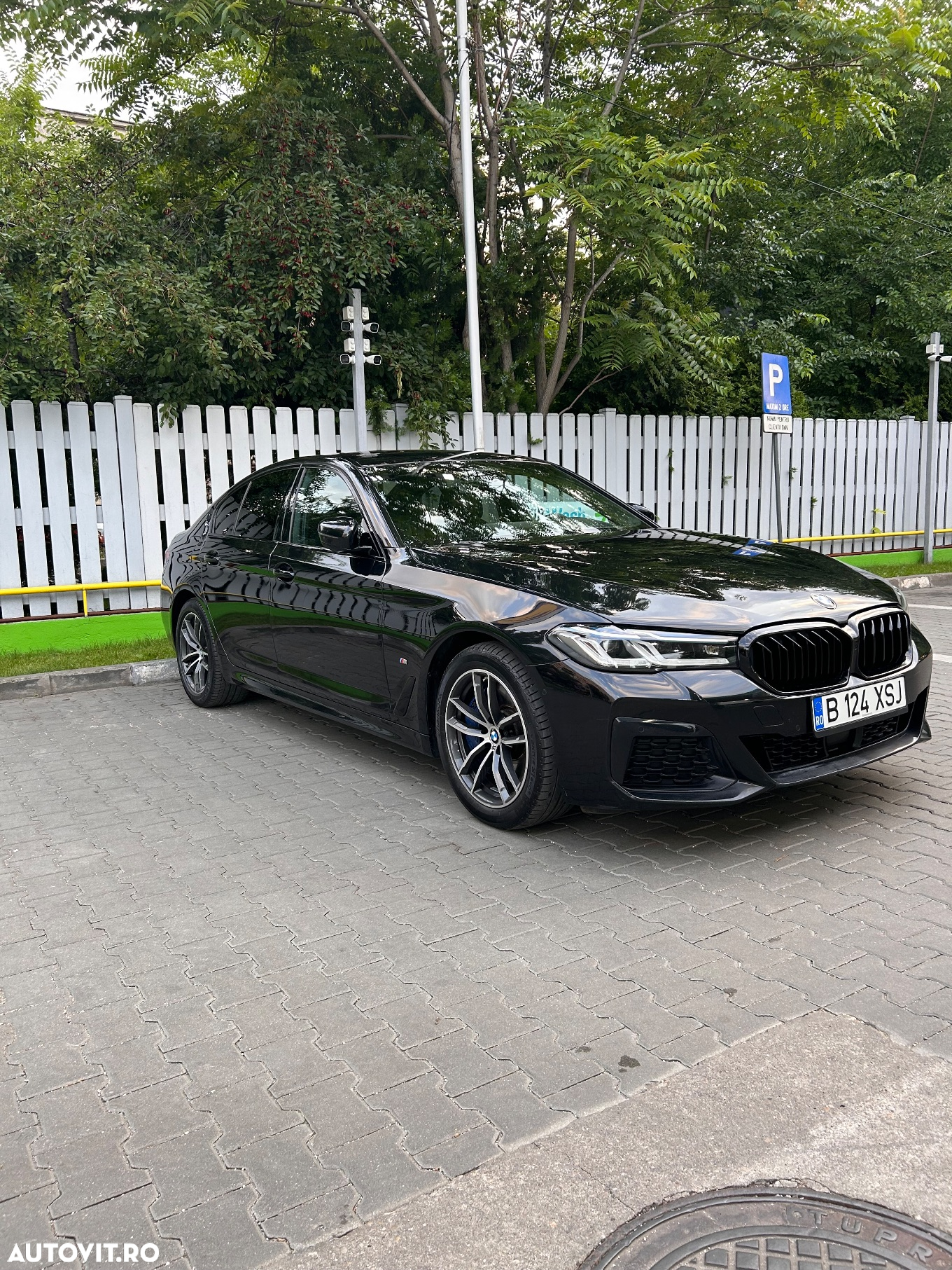 BMW Seria 5 530d xDrive AT MHEV - 3