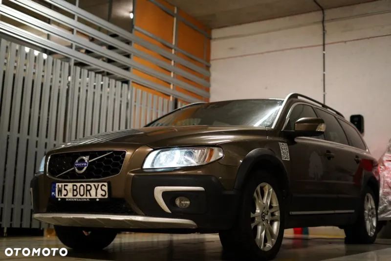 Volvo XC 70 - 1