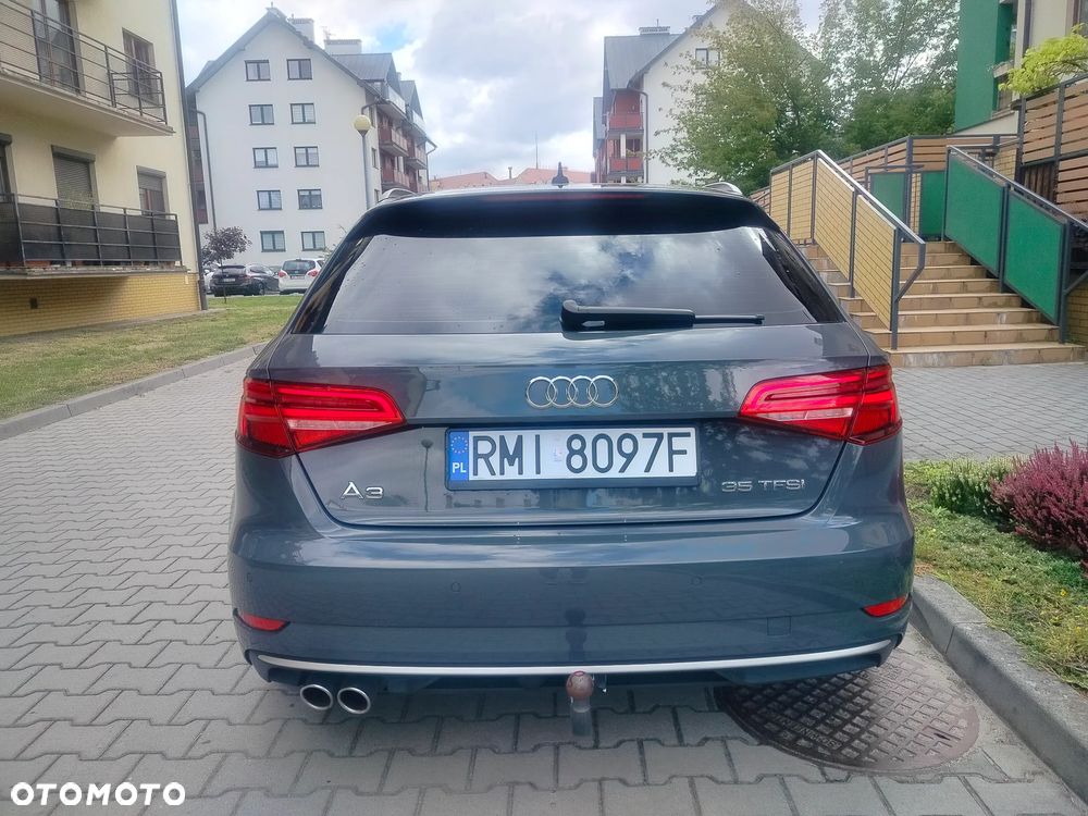Audi A3 Sportback 35 TFSI Sport S tronic - 4