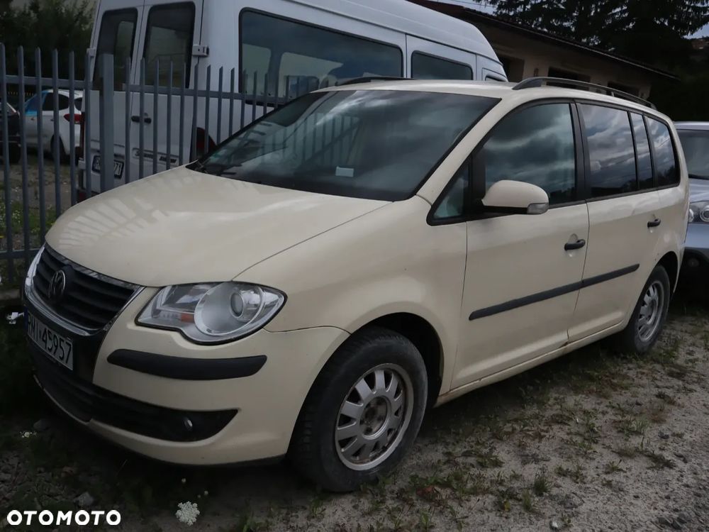 Volkswagen Touran 1.9 TDI DPF Trendline DSG - 1