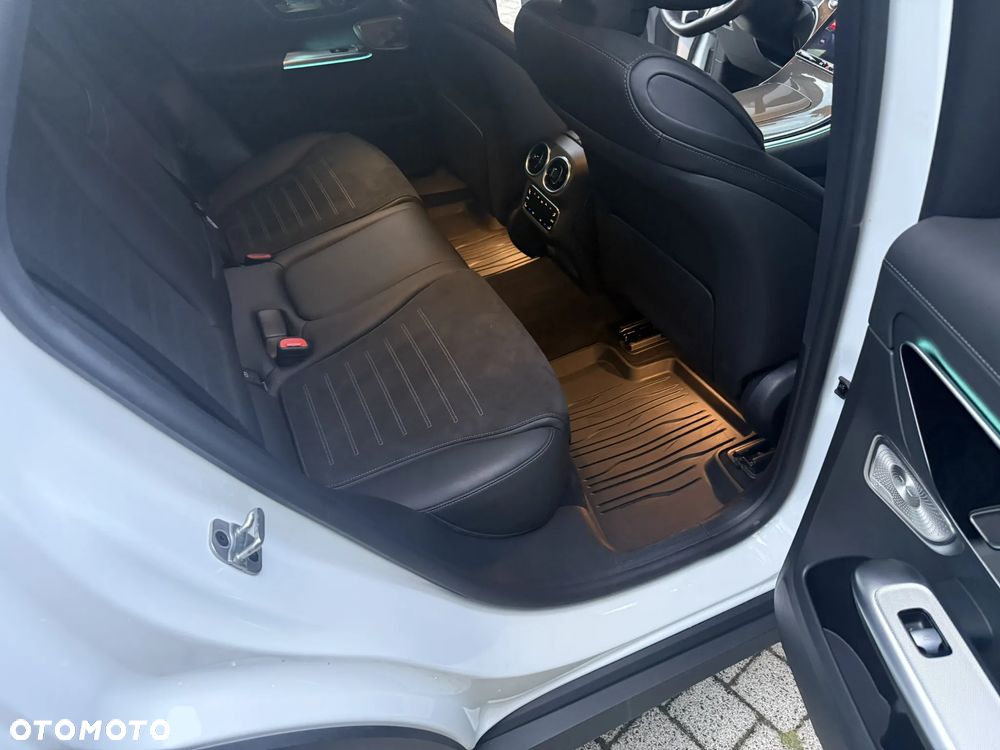 Mercedes-Benz GLC 220 d mHEV 4-Matic AMG Line - 27