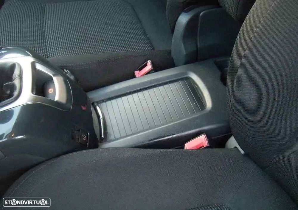 Peugeot 5008 1.6 HDi 5L Allure J17 - 46