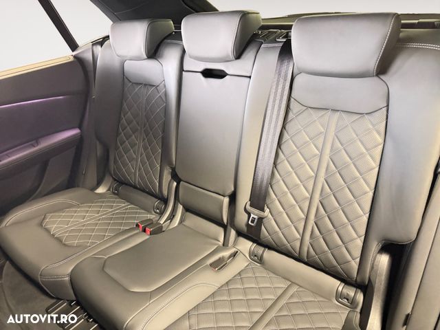 Audi Q8 SUV TFSI quattro 250 kW tiptronic - 13