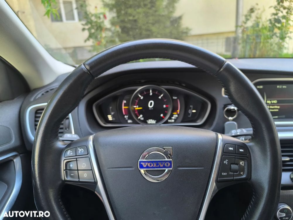 Volvo V40 D2 RDesign - 1