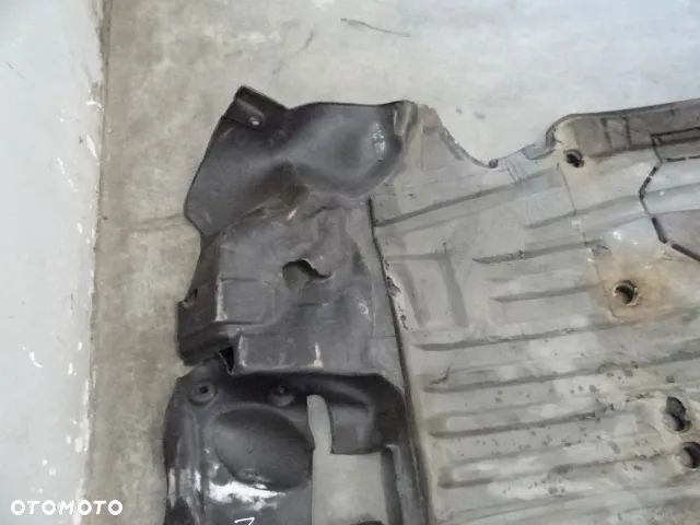 DYWAN PODŁOGA WYKŁADZINA LDV MAXUS NR184 - 15