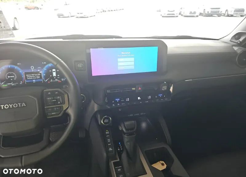 Toyota Land Cruiser - 10