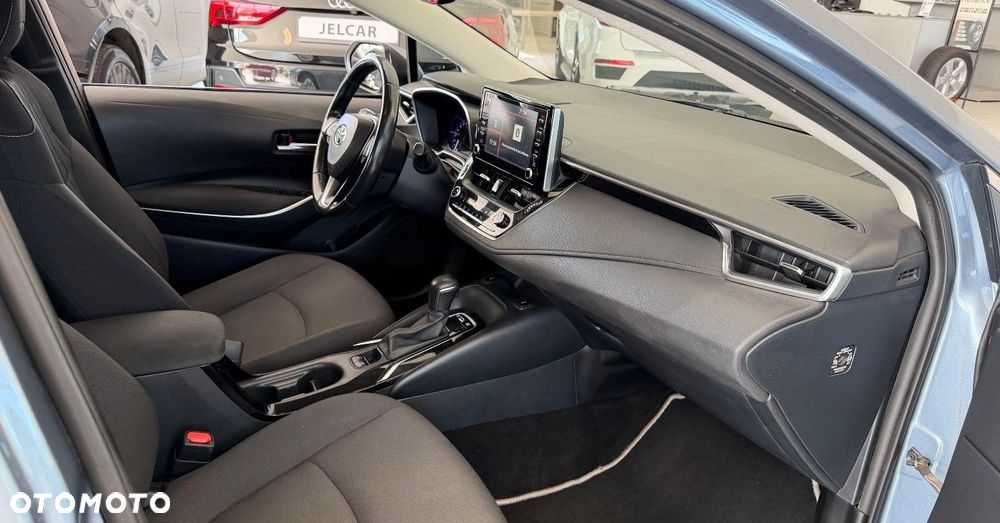 Toyota Corolla - 17