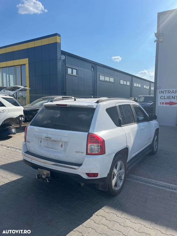 Dezmembram Jeep Compass 2.2 diesel din 2012 - 4