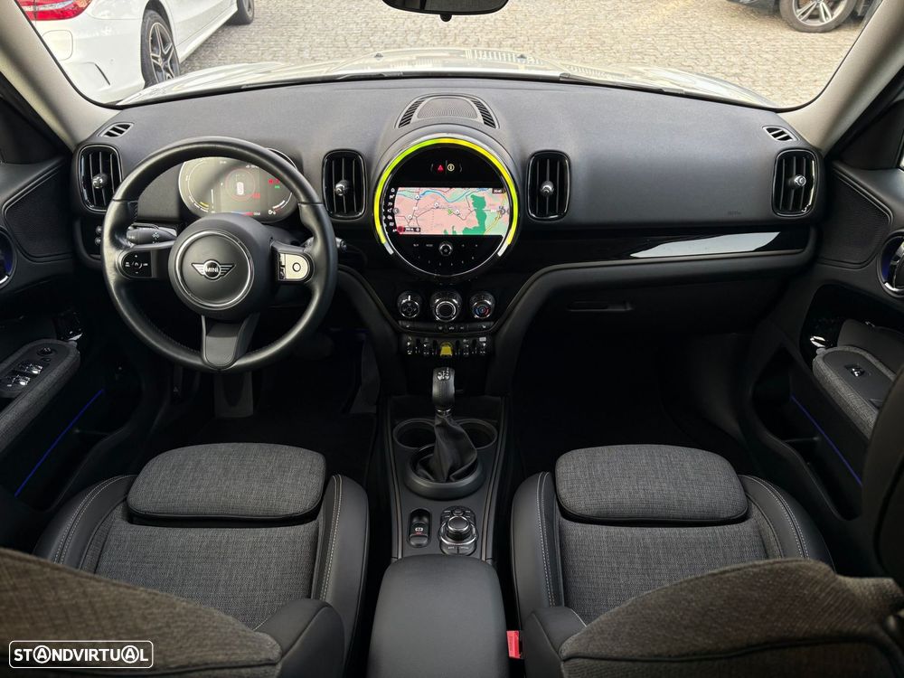 MINI Countryman Cooper SE Premium Classic Auto - 22