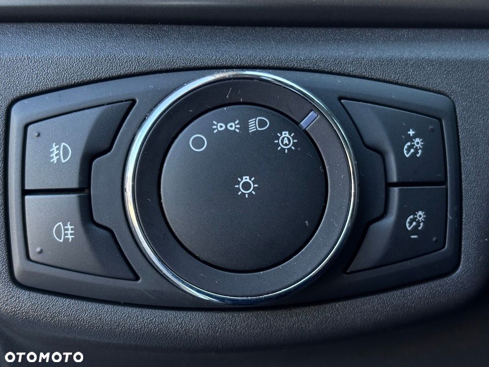 Ford Mondeo 2.0 Hybrid Vignale - 28