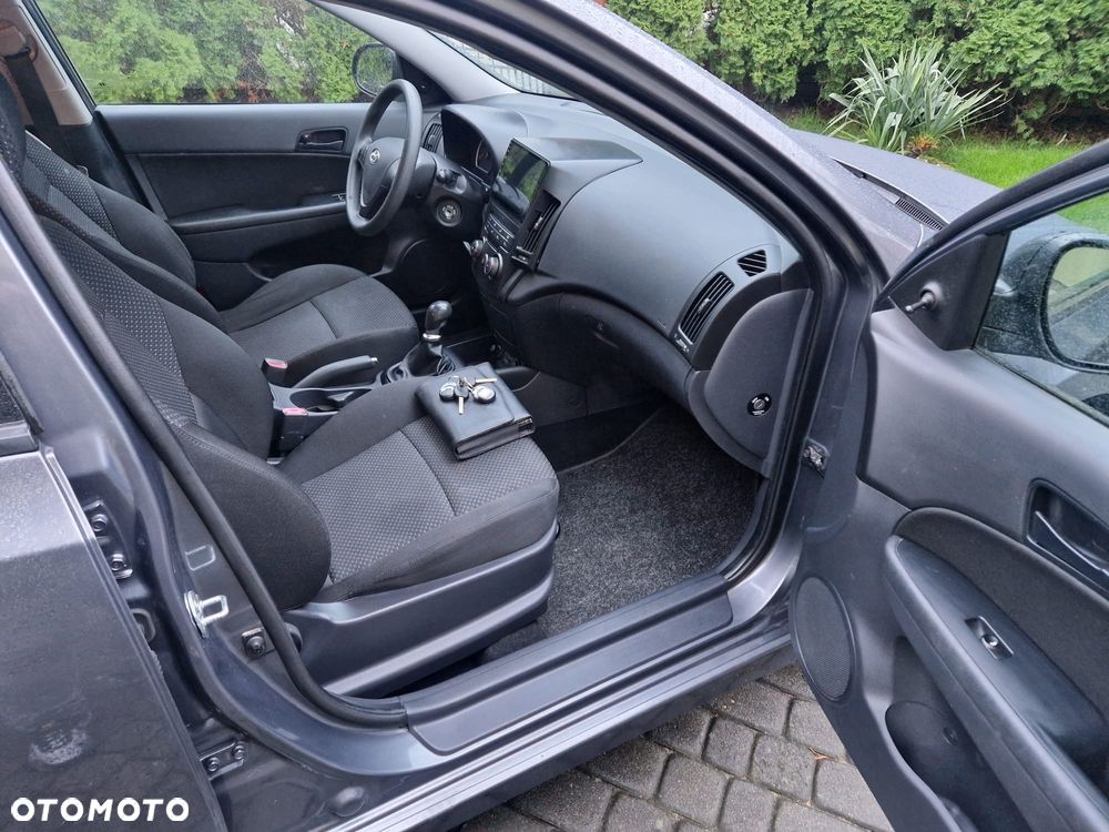 Hyundai i30 1.4 Classic - 10