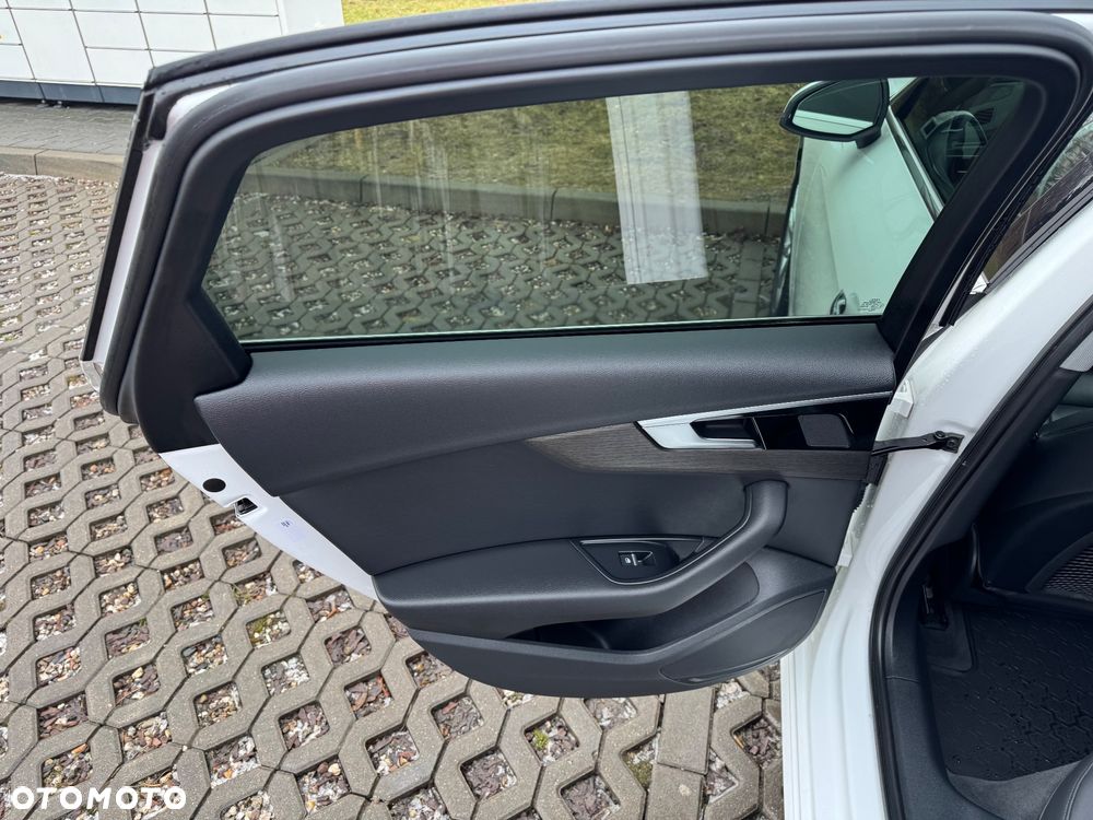 Audi A4 Limousine - 18