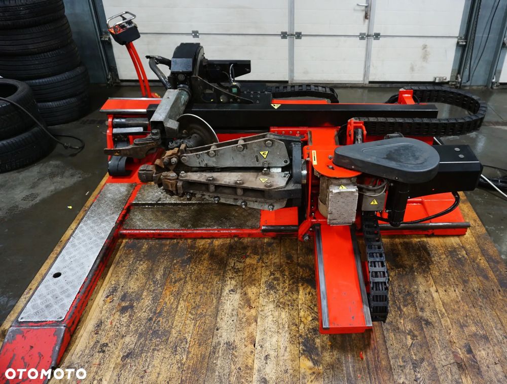 Montażownica ciężarowa CORGHI MONSTER AG TT 400V - 11