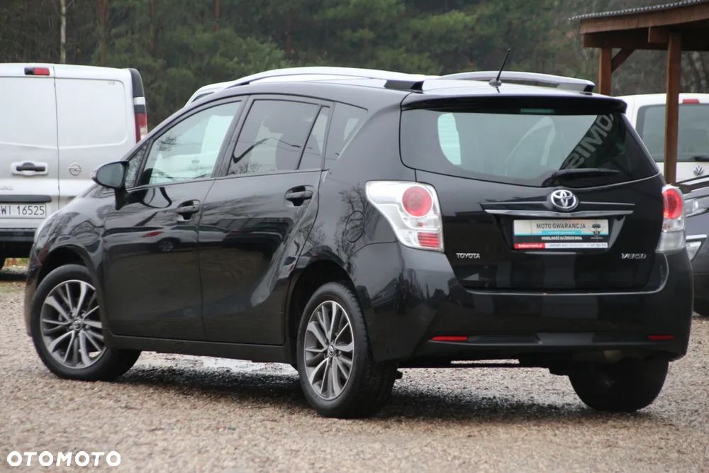 Toyota Verso 1.8 Sol plus NAVI 7os - 13