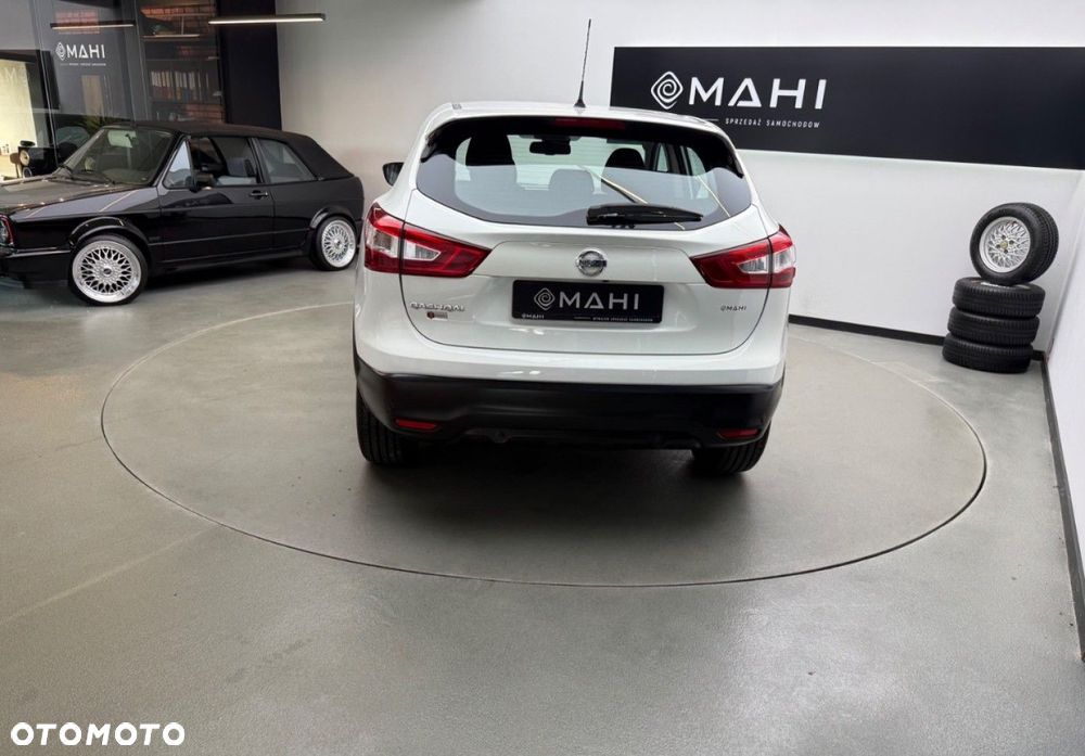 Nissan Qashqai - 10