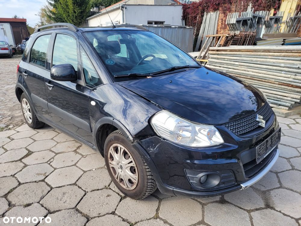 Suzuki SX4 1.6 Comfort Plus - 3